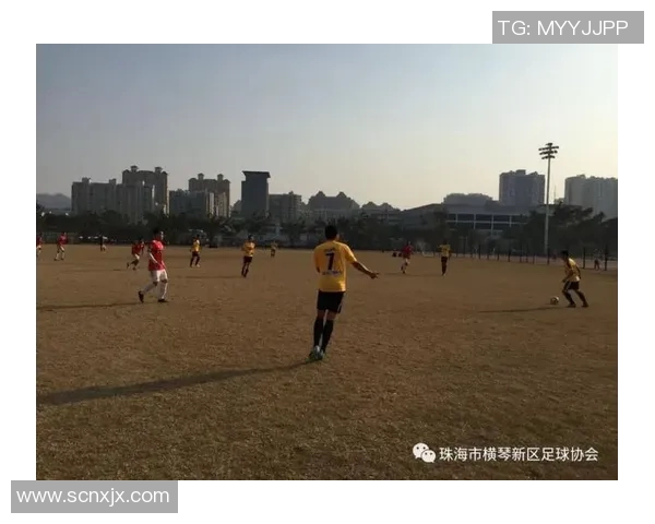 尼泊尔女足与不丹女足激战正酣争夺南亚足球赛冠军荣耀