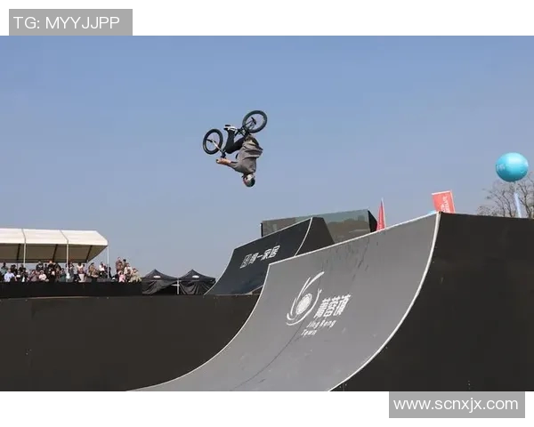 成都与重庆极限运动队赛后复盘探讨灵活性表现与战术调整