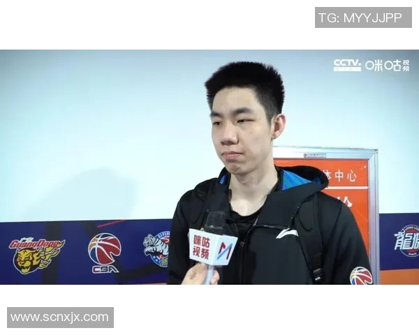 朱俊龙的奋斗故事:从平凡到卓越的篮球之路与人生启示 朱俊龙的奋斗故事:从平凡到卓越的篮球之路与人生启示